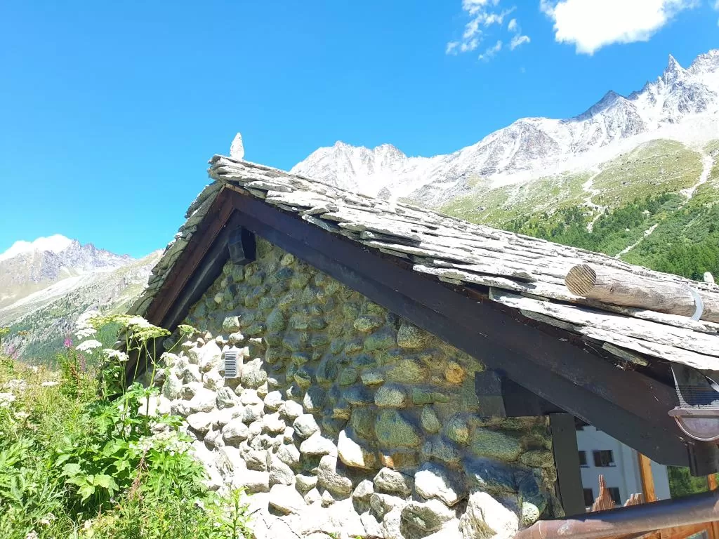 Chalet Mayen Traditionnel Cachet Arolla